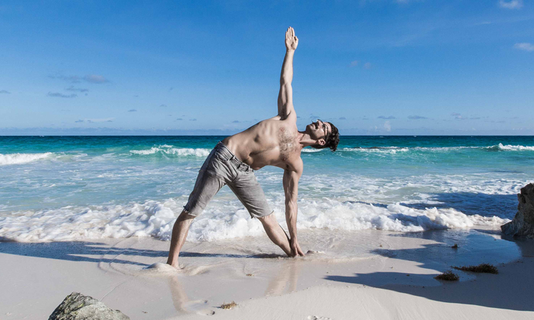 Yoga Pose 101 Triangle Pose Or Utthita Trikonasana